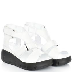 ДАМСКИ САНДАЛИ НА ПЛАТФОРМА ОТ ЕСТЕСТВЕНА КОЖА-4586-БЕЛИ