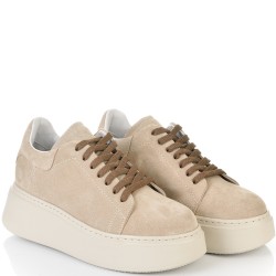 ДАМСКИ КЕЦОВЕ НА ПОВДИГНАТО ХОДИЛО  ОТ ЕСТЕСТВЕН ВЕЛУР-7070-БЕЖОВИ