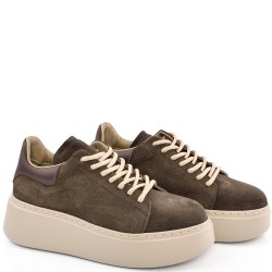 ДАМСКИ КЕЦОВЕ НА ПОВДИГНАТО ХОДИЛО ОТ ЕСТЕСТВЕН ВЕЛУР-C7070-КАФЯВИ